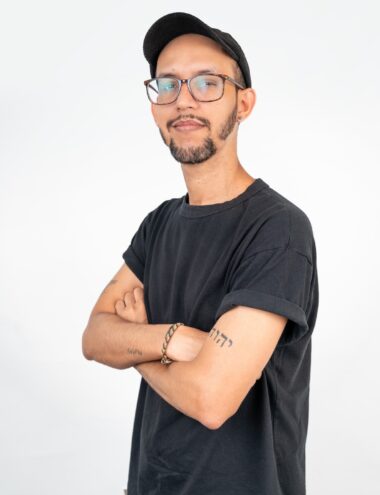 Nestor Cáceres | Graphic Designer